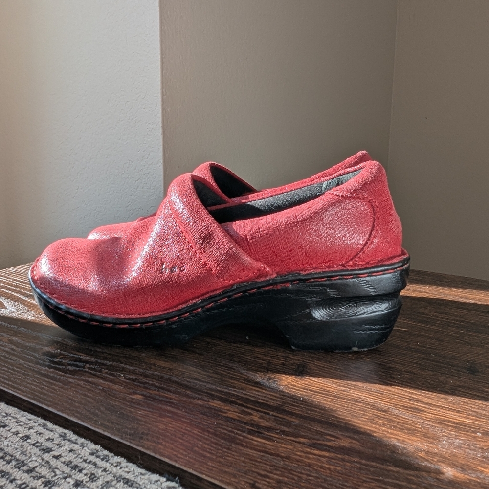 B.O.C boc Red Leather Clog Comfort Casual Shoes